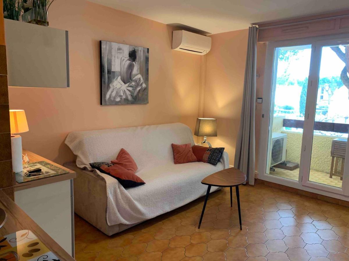 Appartement Fidji Saint-Cyr-sur-Mer Esterno foto